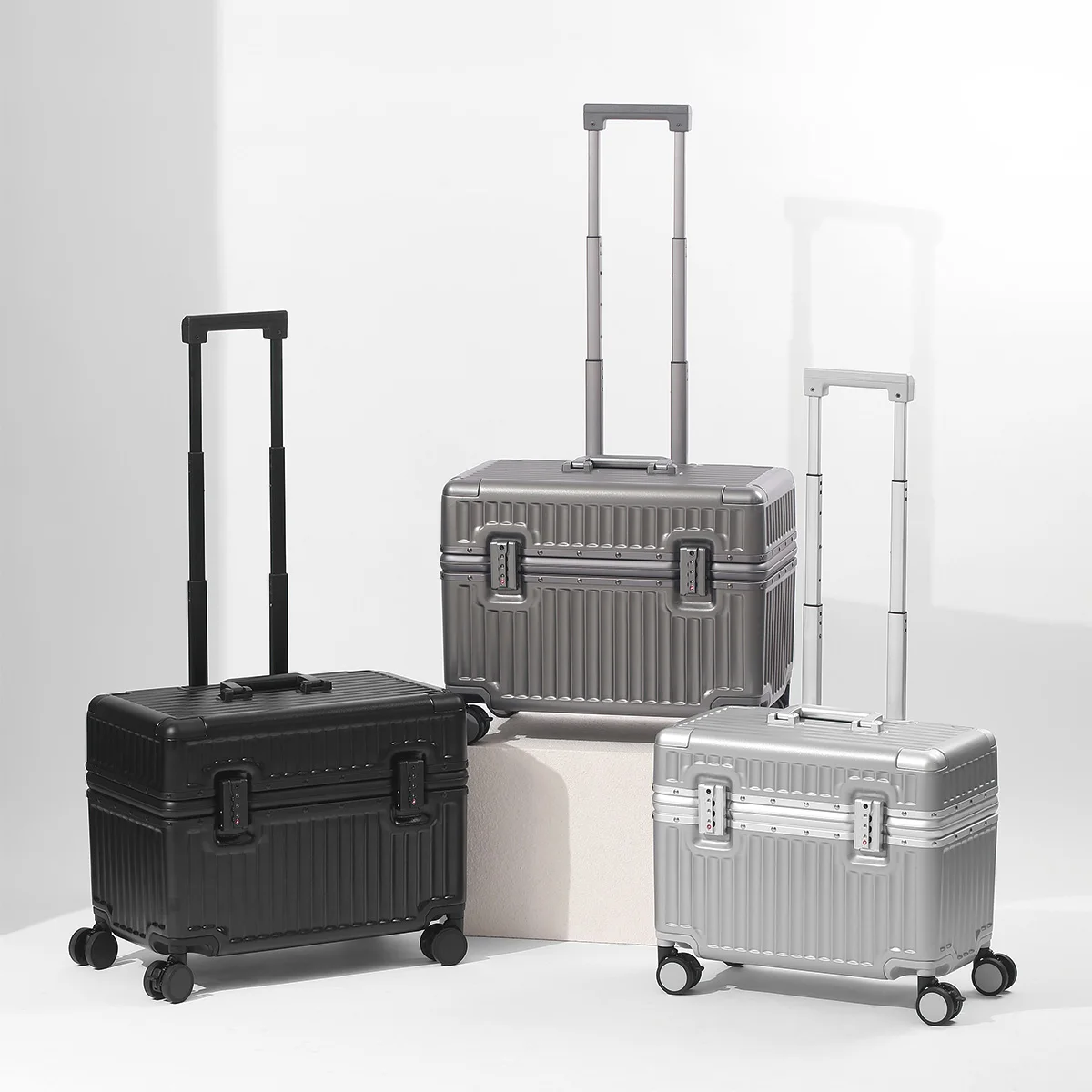 18인치 알루미늄 프레임 여행용 가방, TSA 잠금장치 - Aluminum Frame Carry On Luggage 리뷰 및 가격